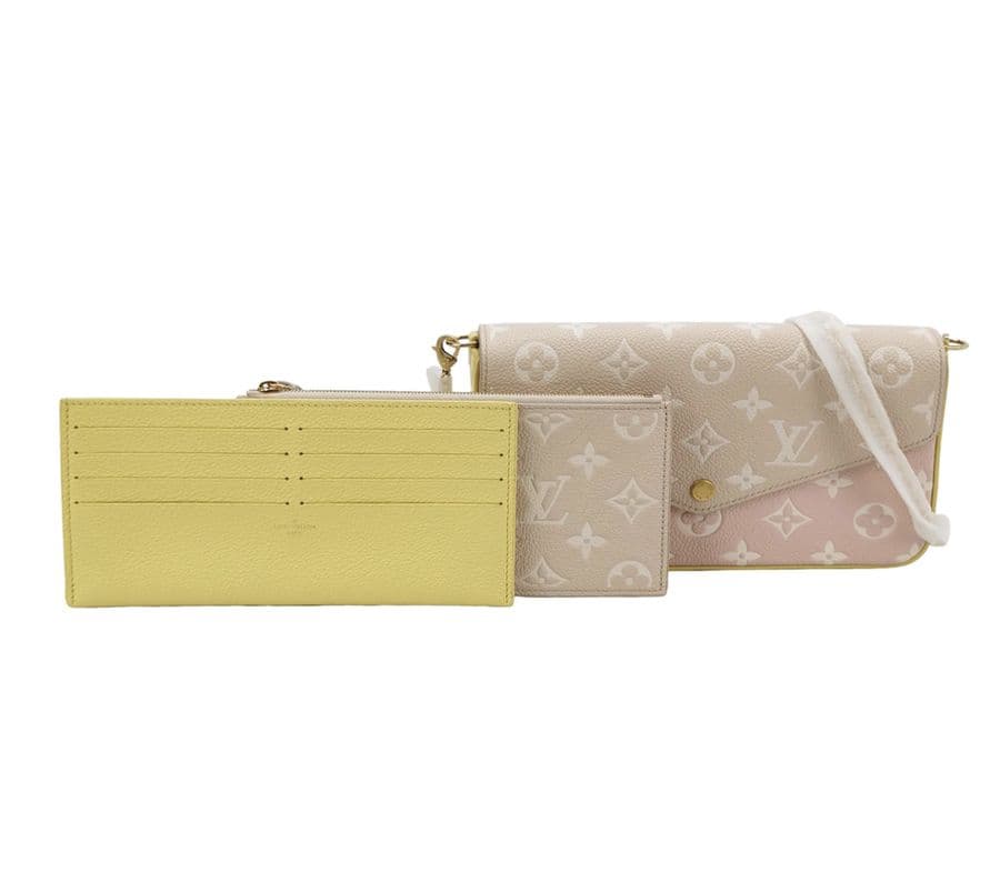 Louis Vuitton Pochette / Клатчи
